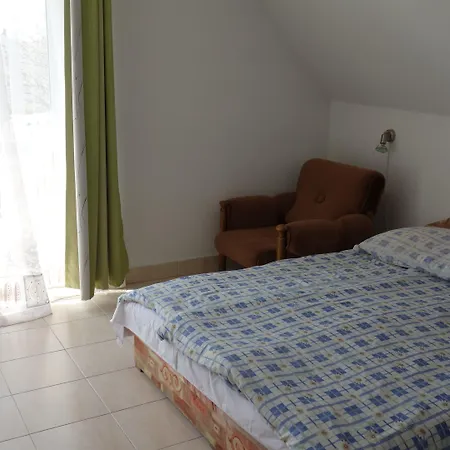 Klassz Apartmanhaz شقة بالاتونفوريد