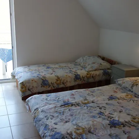 Klassz Apartmanhaz شقة *