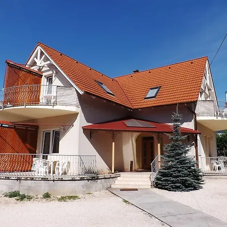 Klassz Apartmanhaz Balatonfured