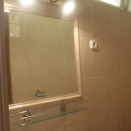 Apartment Klassz Apartmanhaz *