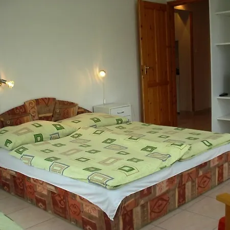 Apartment Klassz Apartmanhaz