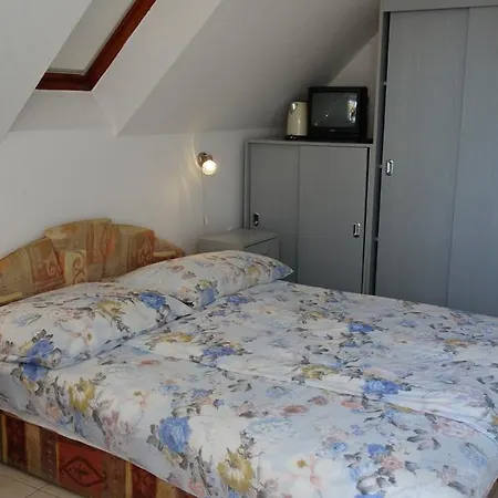Klassz Apartmanhaz Apartament *