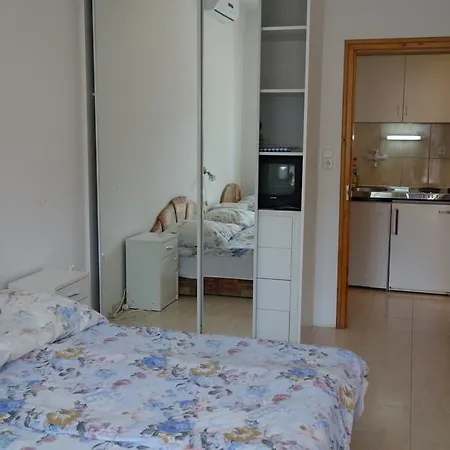 Klassz Apartmanhaz Apartment Balatonfured