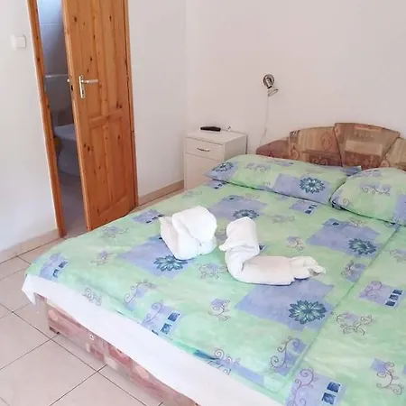 Klassz Apartmanhaz * Balatonfured