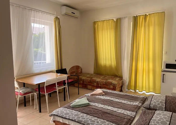 Klassz Apartmanhaz Lägenhet
