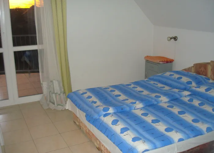 Klassz Apartmanhaz Lägenhet