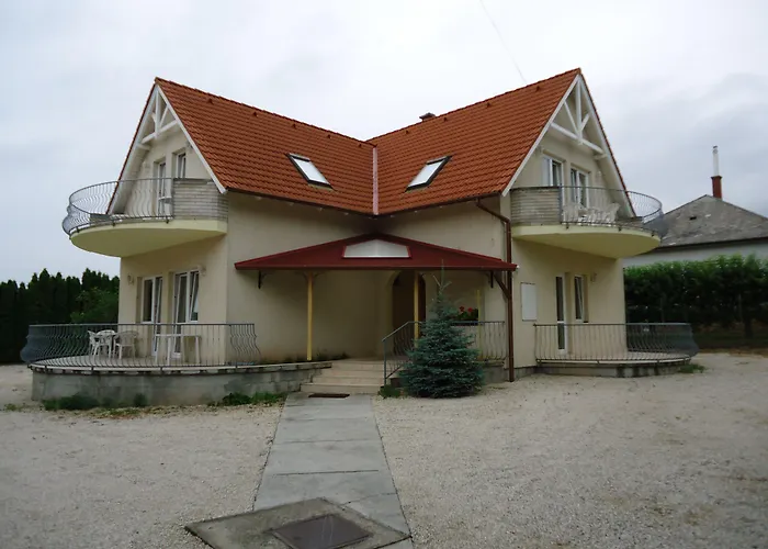 Lägenhet Klassz Apartmanhaz *